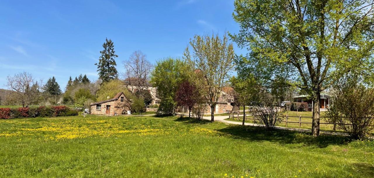Bungalow "Les Randonneurs" Lacapelle-Marival Eksteriør bilde